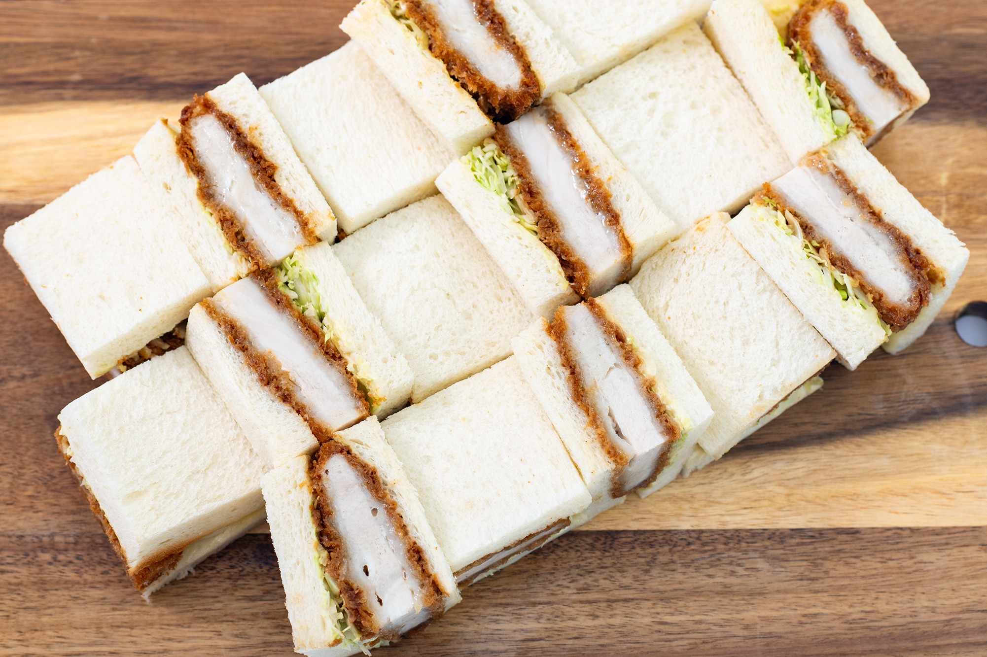 厚切りロースカツサンド (20切れ)